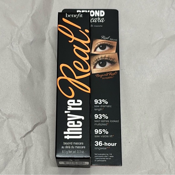Benefit They're Real! Mascara - Picture 1 of 3